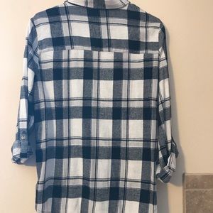 Daytrip button down plaid shirt